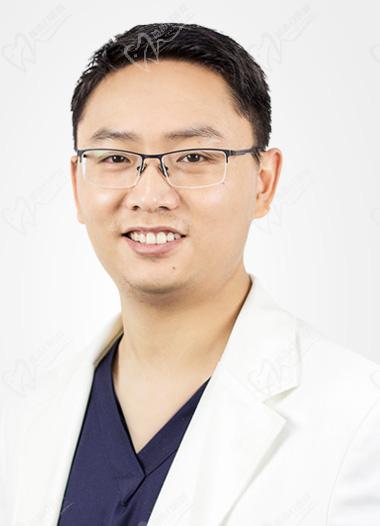 江西九江中山口腔醫(yī)院張鵬主任