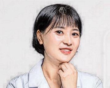 湘西口腔醫(yī)院院長(zhǎng)何春秀