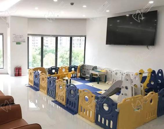 河南新鄉(xiāng)紅旗植得口腔門診部童區(qū)