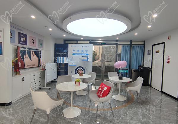 福州中澤口腔門(mén)診部醫(yī)生介紹