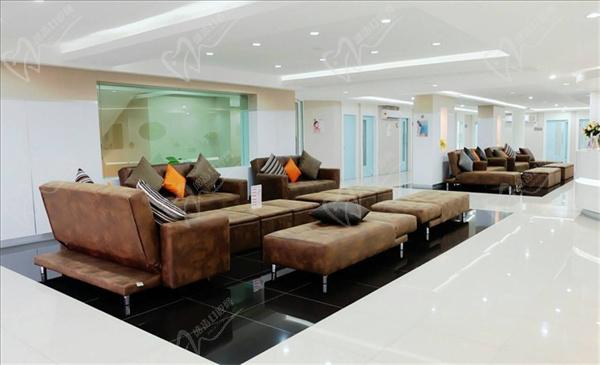 泰國(guó)曼谷雨整形醫(yī)院