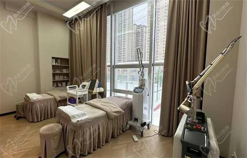 襄陽(yáng)槿禾思藍(lán)醫(yī)療美容門診部?jī)r(jià)格表