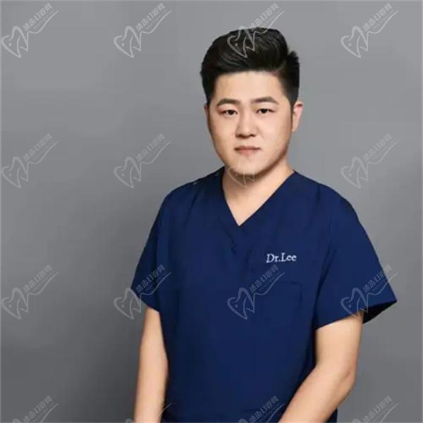 李輝醫(yī)生簡介