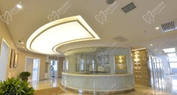 重慶萊恩醫(yī)療美容門(mén)診部